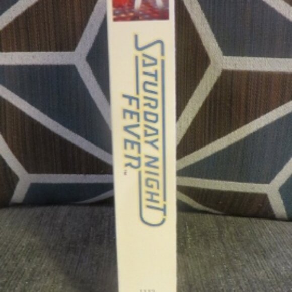 SATURDAY NIGHT FEVER - 1977 - VHS (1994 Release) - Picture 6 of 9